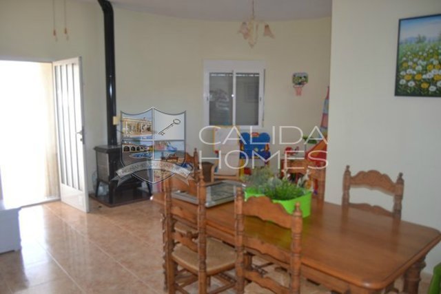  6985: Resale Villa for Sale in Albox, Almería