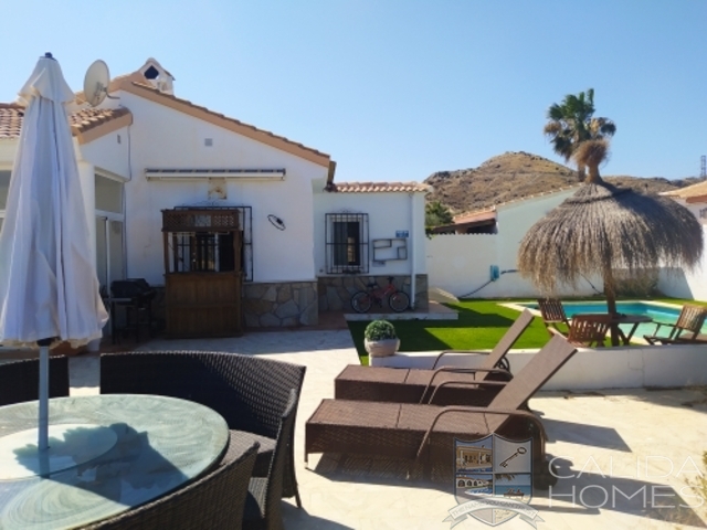  cla 7565 villa Tropical : Resale Villa for Sale in Arboleas, Almería