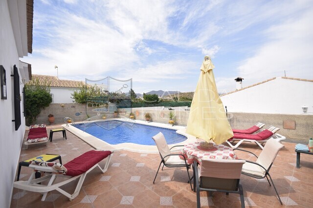 7334 Villa Mango : Resale Villa for Sale in Cantoria, Almería