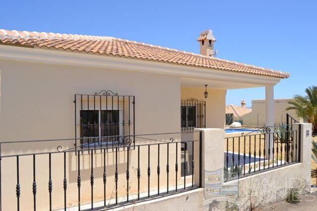 poncho: Herverkoop Villa te Koop in Arboleas, Almería