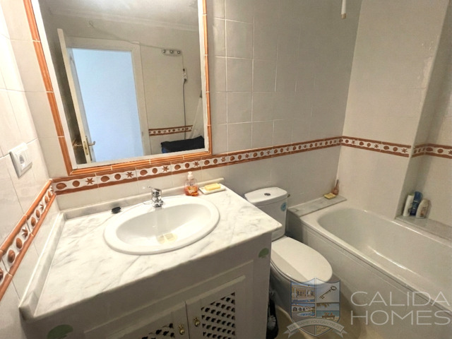 Apartment Barea: Apartment for Sale in Vera Playa, Almería