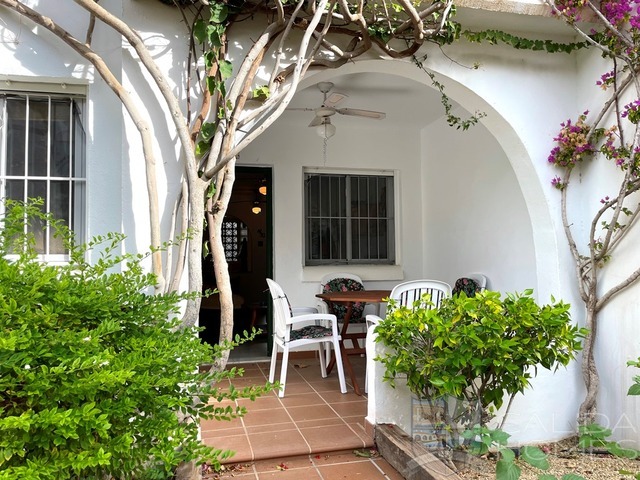 Apartment Bloom: Apartment for Sale in Vera Playa, Almería