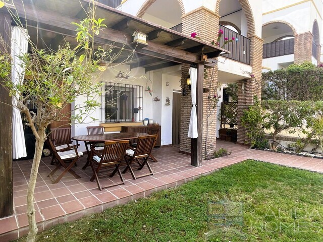Apartment Thalassa : Apartment for Sale in Vera Playa, Almería