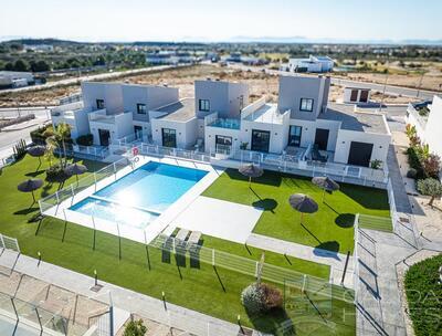 Azalea Townhouses : Village or Town House in Baños Y Mendigo, Murcia
