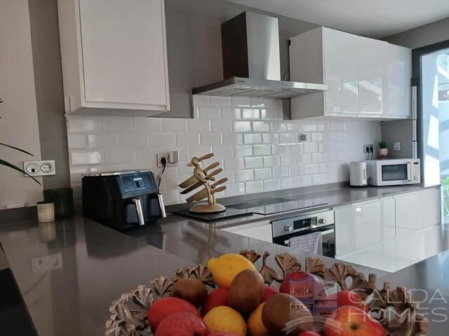 Apartment Golf View : Apartment for Sale in Vera, Almería