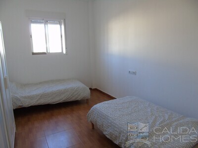 Villa Camilla 2 : Resale Villa in Arboleas, Almería
