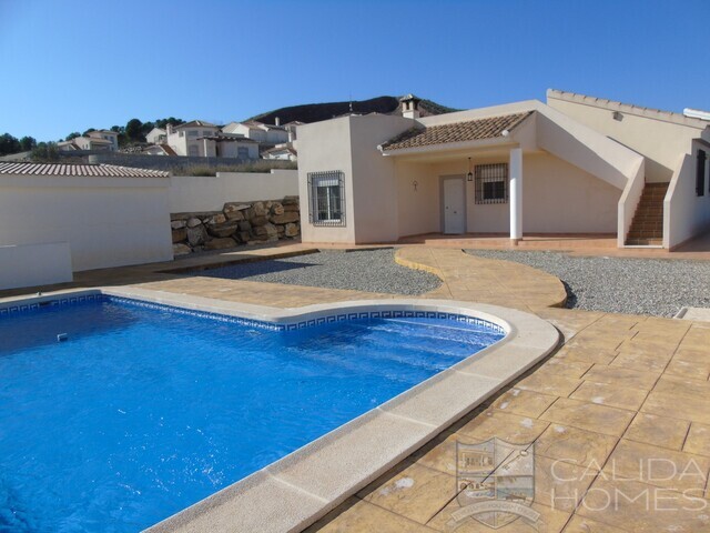 Villa Camilla 2 : Resale Villa for Sale in Arboleas, Almería