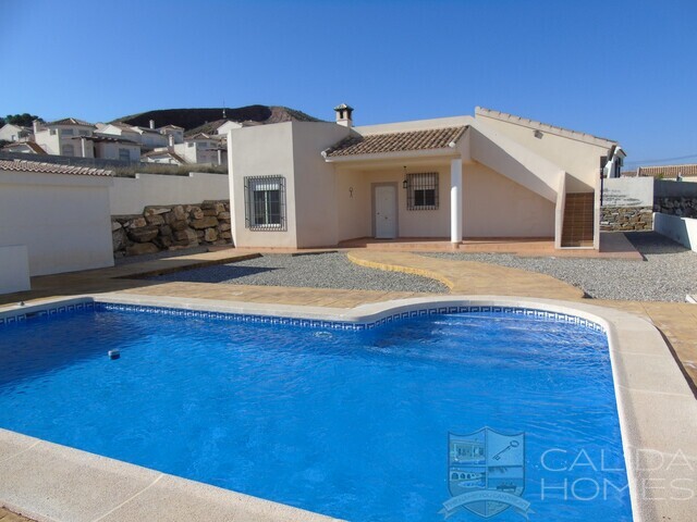 Villa Camilla 2 : Resale Villa for Sale in Arboleas, Almería