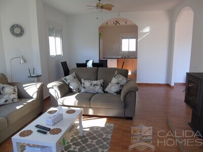 Villa Camilla 2 : Resale Villa in Arboleas, Almería