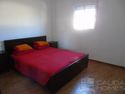 Villa Camilla 2 : Resale Villa in Arboleas, Almería