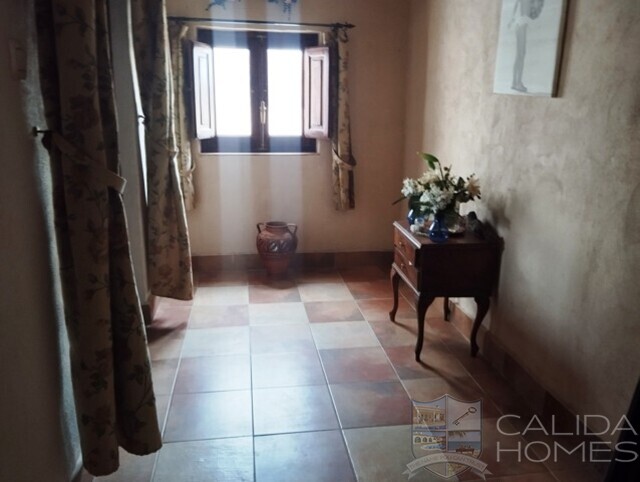 Casa Albadora: Village or Town House for Sale in Arboleas, Almería