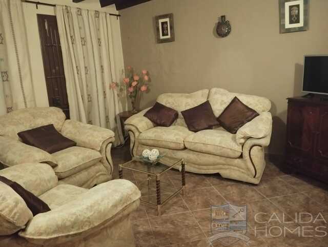 Casa Albadora: Village or Town House for Sale in Arboleas, Almería