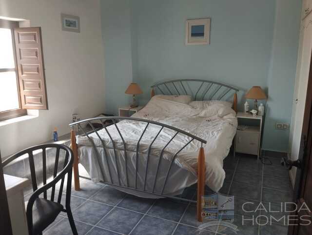 Casa Albadora: Village or Town House for Sale in Arboleas, Almería