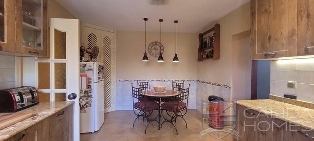 Casa Amarillo: Detached Character House for Sale in Cuevas Del Almanzora, Almería