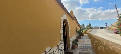 Casa Amarillo: Detached Character House in Cuevas Del Almanzora, Almería