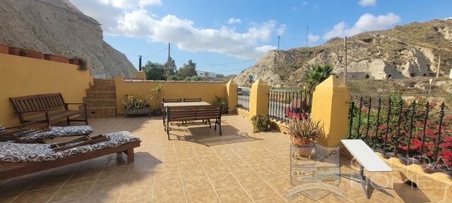 Casa Amarillo: Detached Character House for Sale in Cuevas Del Almanzora, Almería