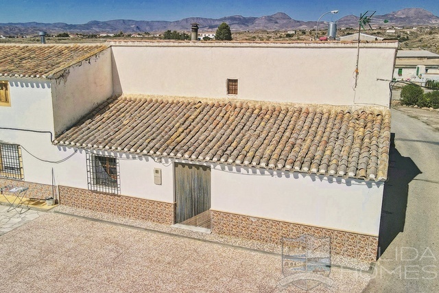 Casa Amy: Semi-Detached Property for Sale in Albox, Almería