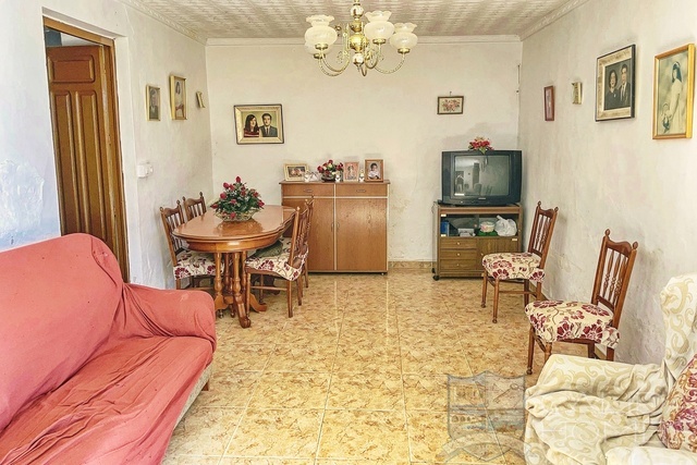 Casa Amy: Semi-Detached Property for Sale in Albox, Almería