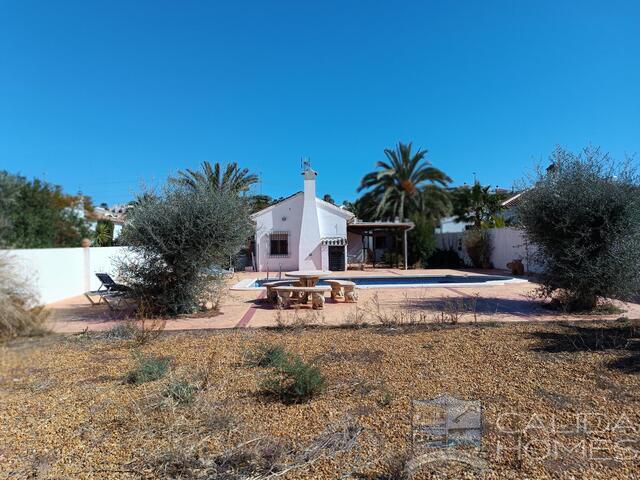 Casa Avalon : Resale Villa for Sale in Arboleas, Almería