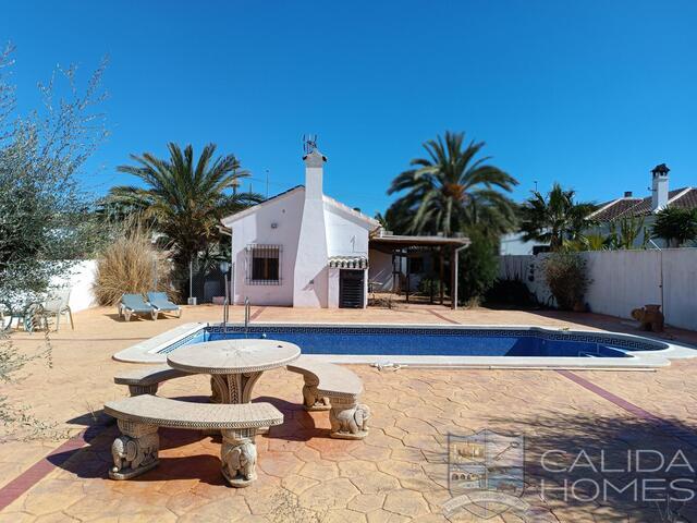 Casa Avalon : Herverkoop Villa te Koop in Arboleas, Almería