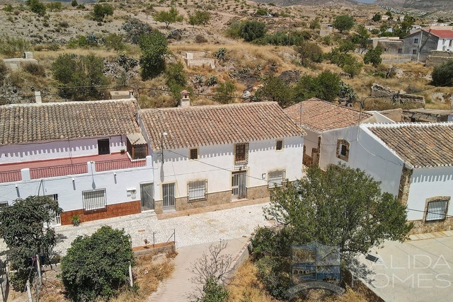 Casa Beso : Dorp of Stadshuis te Koop in Albox, Almería