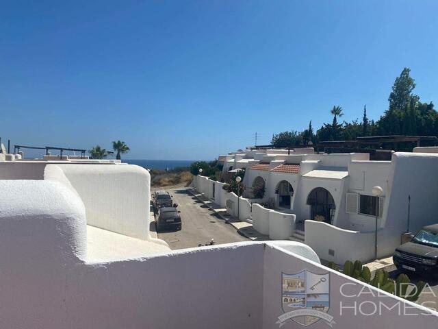 Casa Blanca : Herverkoop Villa te Koop in Mojacar Playa, Almería