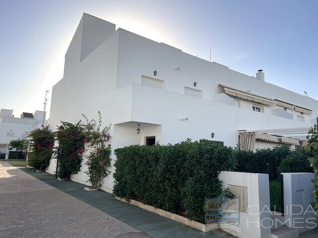 Casa Blanco: Duplex à vendre à Vera Playa, Almería
