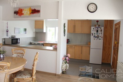 Casa Blossom : Resale Villa in Oria, Almería