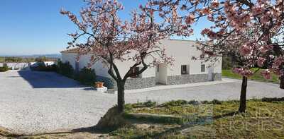 Casa Blossom : Resale Villa in Oria, Almería