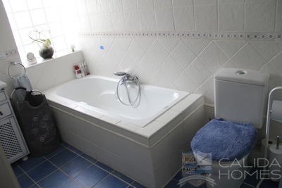 Casa Blossom : Resale Villa in Oria, Almería
