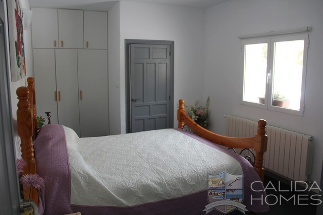 Casa Blossom : Resale Villa for Sale in Oria, Almería