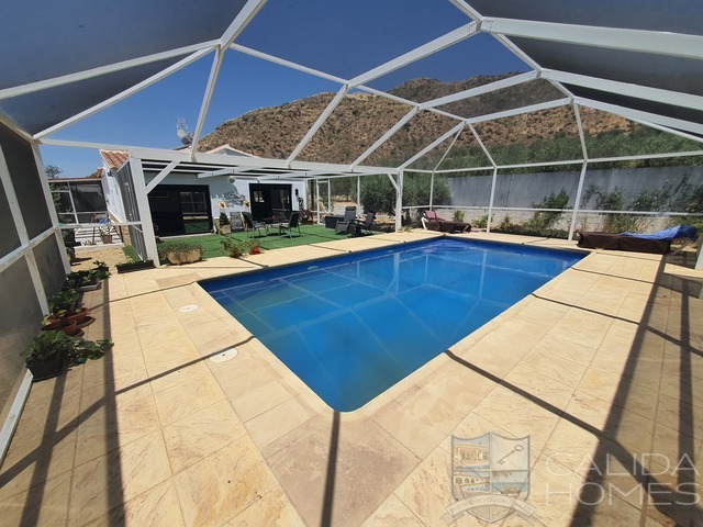 Casa Campo Grande: Detached Character House for Sale in Huercal-Overa, Almería