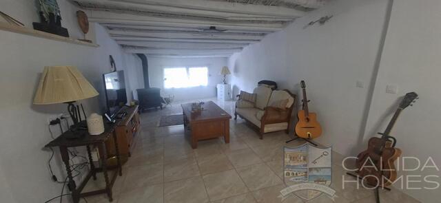 Casa Carrascos: Semi-Detached Property for Sale in Arboleas, Almería