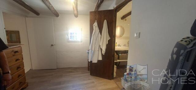 Casa Carrascos: Semi-Detached Property for Sale in Arboleas, Almería