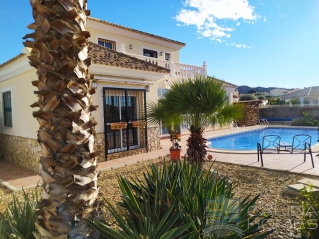 Casa Catkins: Resale Villa for Sale in Arboleas, Almería