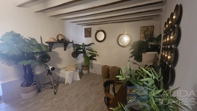 casa chic: Semi-Detached Property for Sale in Cantoria, Almería