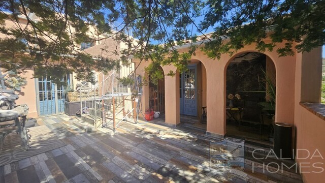 casa chic: Semi-Detached Property for Sale in Cantoria, Almería