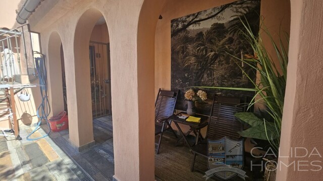 casa chic: Semi-Detached Property for Sale in Cantoria, Almería