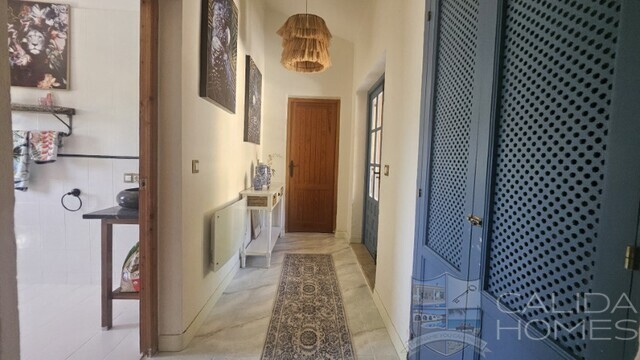 casa chic: Semi-Detached Property for Sale in Cantoria, Almería