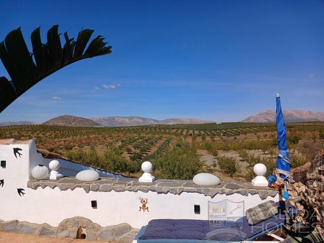Casa Cleopatra: Village or Town House for Sale in Chirivel, Almería