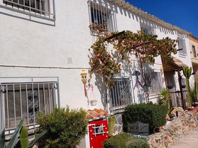 Casa Cleopatra: Village or Town House for Sale in Chirivel, Almería
