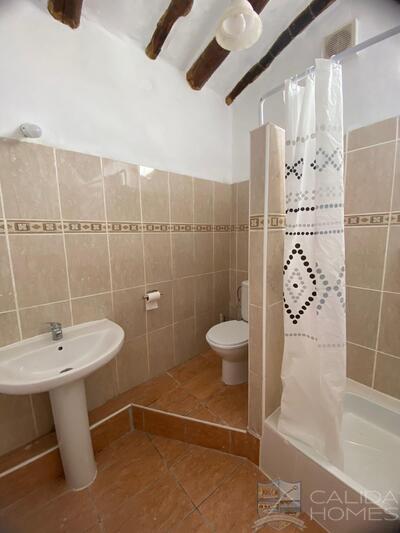 Casa Cove: Village or Town House in Oria, Almería