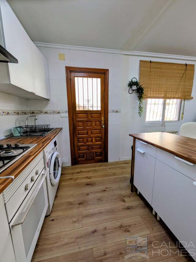 Casa Cress: Resale Villa for Sale in Mazarron, Murcia