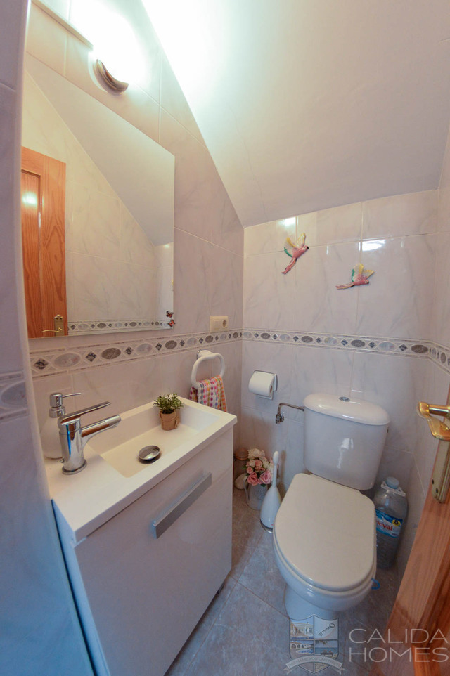 Casa Cuevas: Duplex for Sale in Cuevas Del Almanzora, Almería