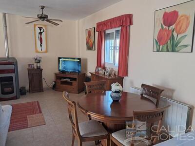 Casa Daffodil: Resale Villa in Arboleas, Almería