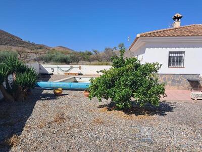 Casa Daffodil: Resale Villa in Arboleas, Almería