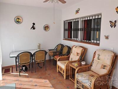 Casa Daffodil: Resale Villa in Arboleas, Almería