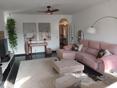 casa de bella : Resale Villa in Arboleas, Almería