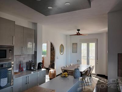 casa de bella : Resale Villa in Arboleas, Almería