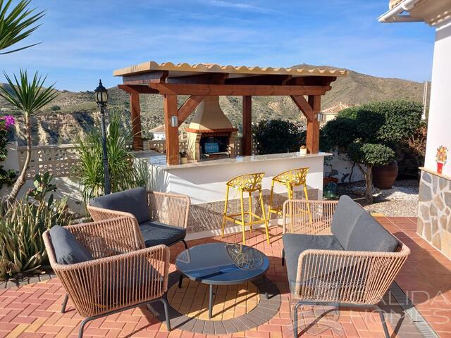 casa de bella : Resale Villa for Sale in Arboleas, Almería